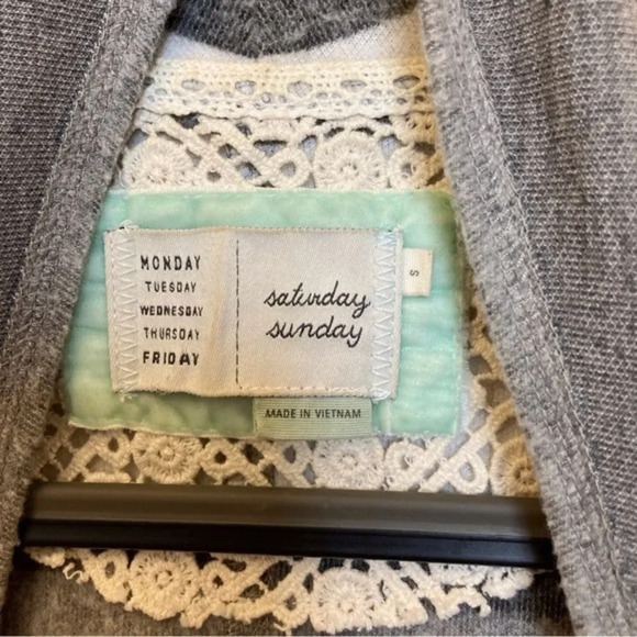 ANTHROPOLOGIE Saturday Sunday Elise Gray Striped Fringe Cardigan Sweater Small - Picture 4 of 6